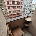 Cozy 2 Bedroom Flat In Prague