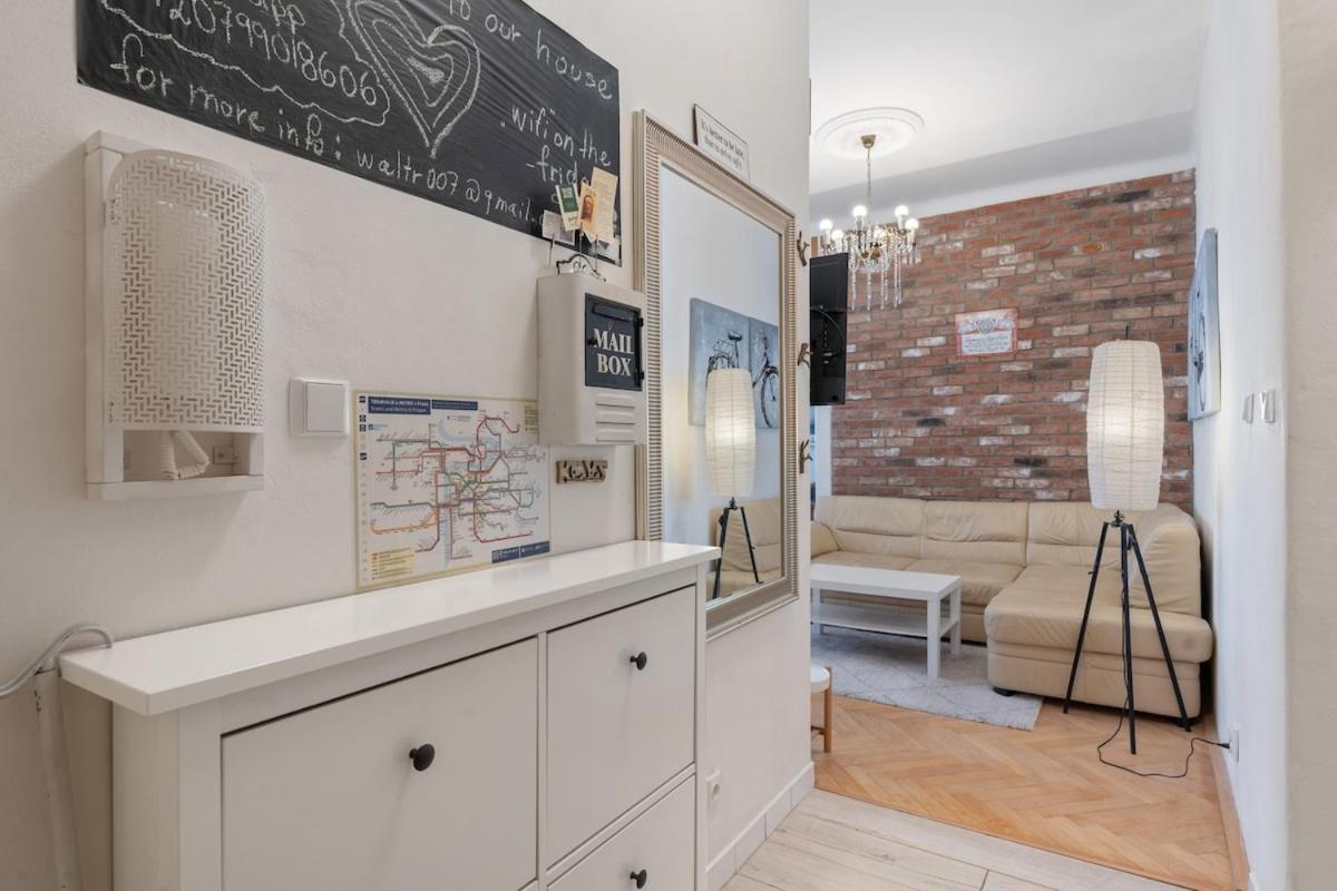Cozy 2 Bedroom Flat In
