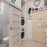 Cozy 2 Bedroom Flat In Prague