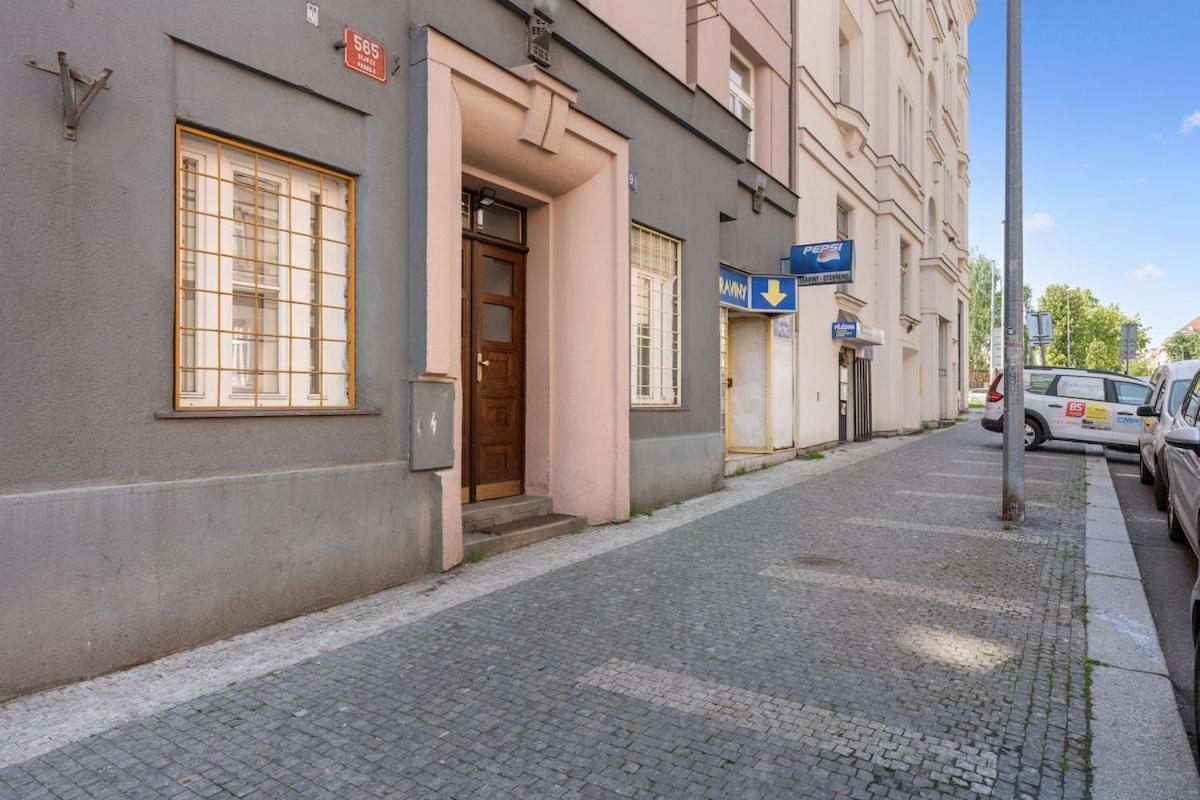 Cozy 2 Bedroom Flat In Praga